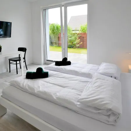 With Private Sauna And Garden, Cleaning Included *